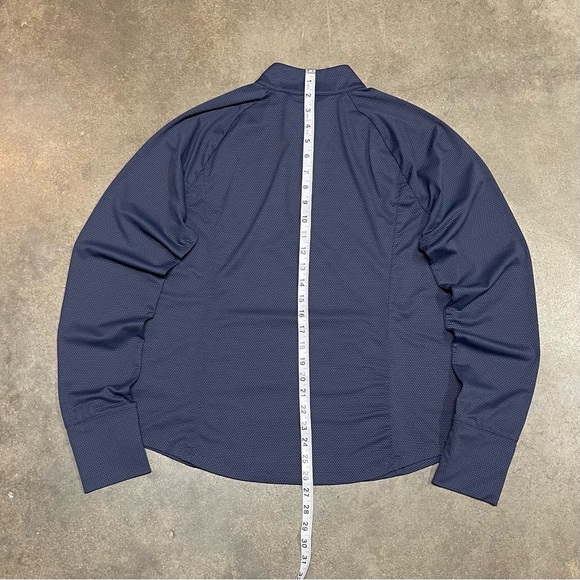 Tommy Bahama Golf Textured 1/2 Zip Jacket - Picture 9 of 10